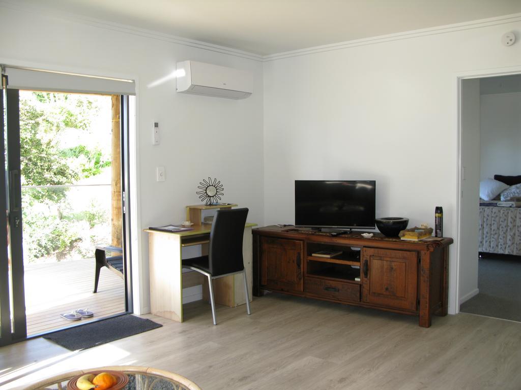 Bay View Retreat Apartment Whangarei Heads 外观 照片