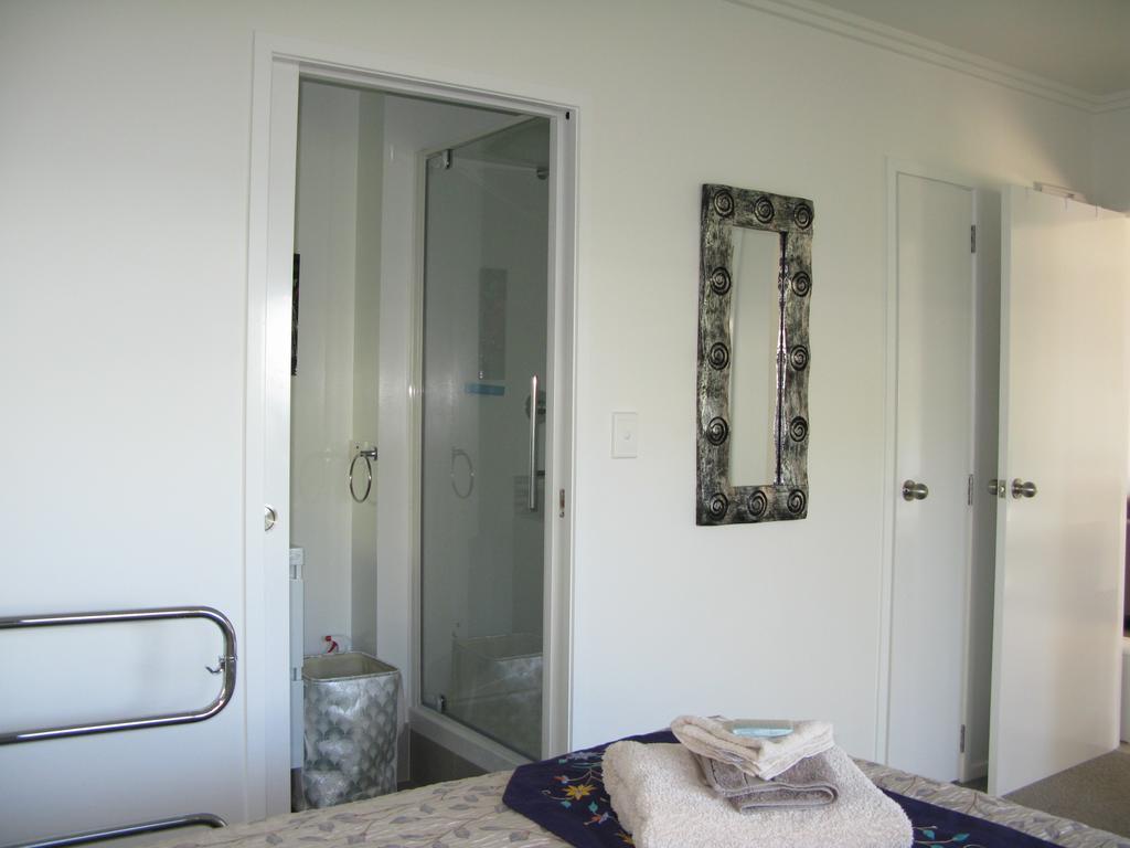 Bay View Retreat Apartment Whangarei Heads 外观 照片